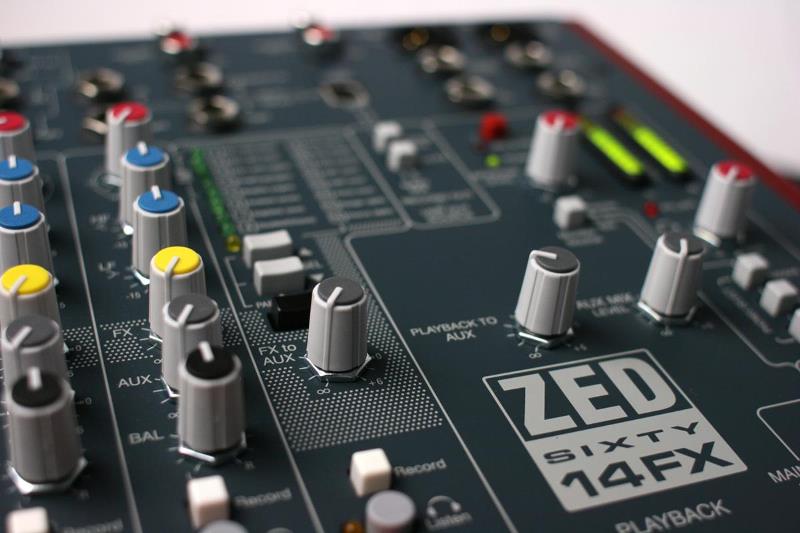 Allen & Heath ZED60 14:2 FX