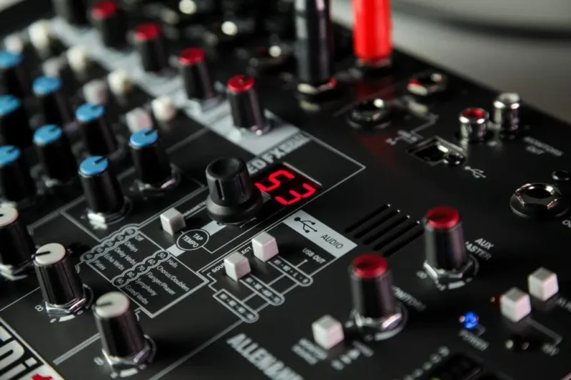 Allen & Heath ZEDi-10FX