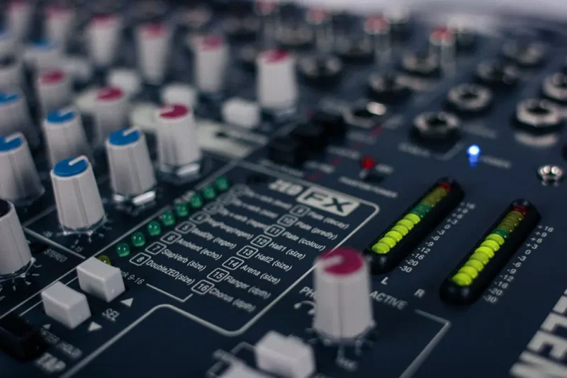 Allen & Heath ZED-22FX