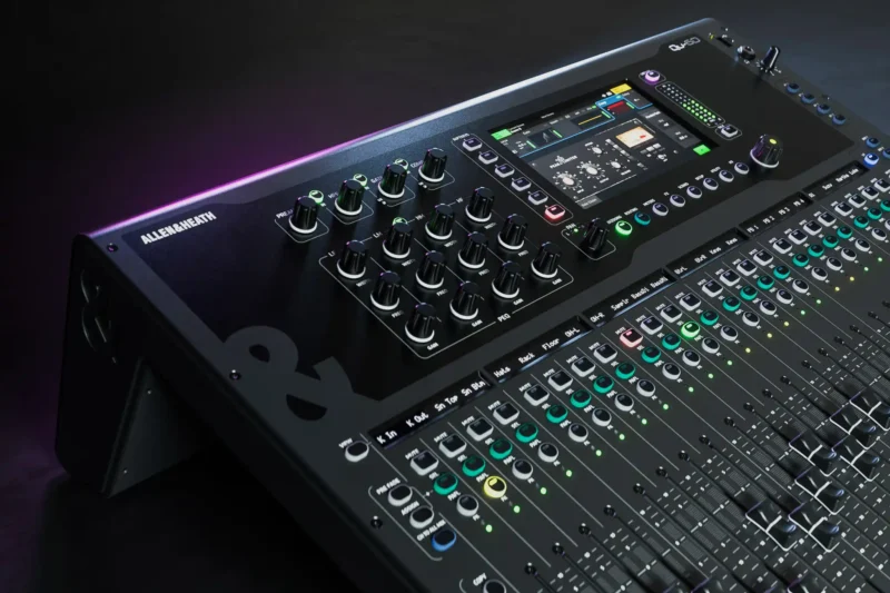 allen-heath-qu-6-side Allen & Heath QU-6